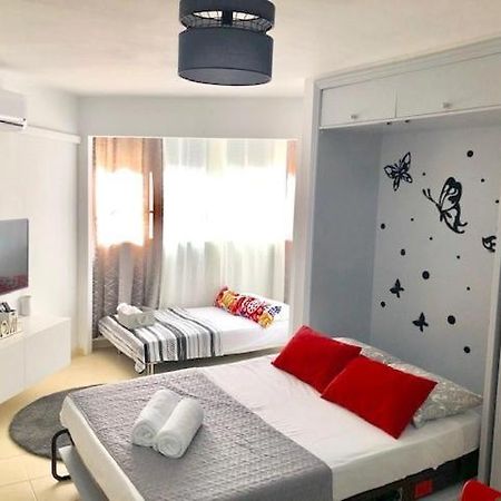 شقة Studio In The Center Of توريمولينوس المظهر الخارجي الصورة