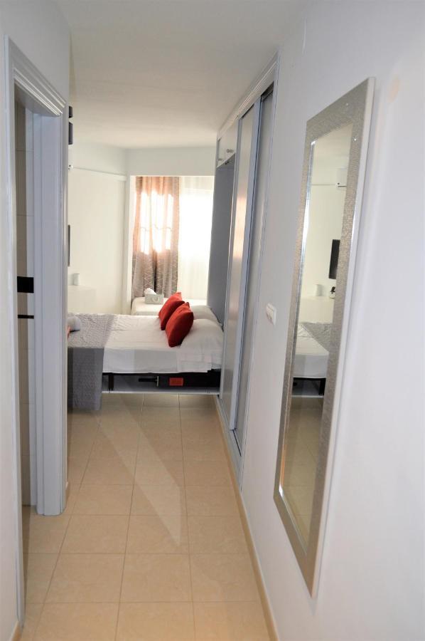 شقة Studio In The Center Of توريمولينوس المظهر الخارجي الصورة