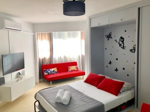 شقة Studio In The Center Of توريمولينوس المظهر الخارجي الصورة