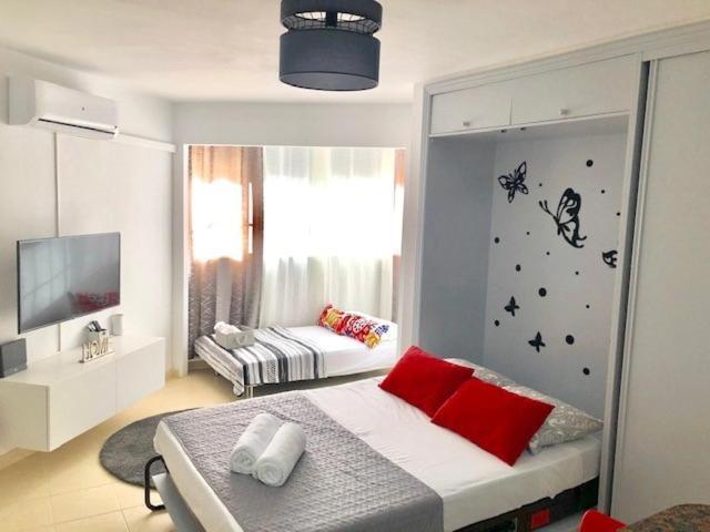 شقة Studio In The Center Of توريمولينوس المظهر الخارجي الصورة